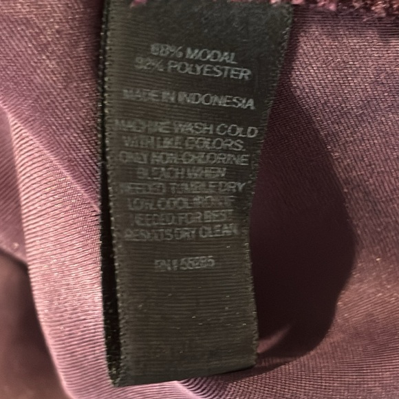 Express M plum fitted long sleeve shirt 2 pockets v neck button up - Picture 10 of 10